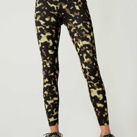 Remi Pocket Legging Blur Camo