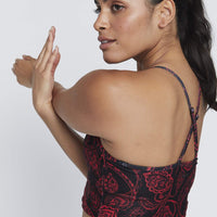 Avery Cropped Tank Red Paisley