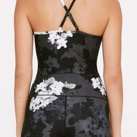 Avery Cropped Tank Black Scarlet