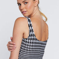 Thalia Cropped Tank Black And White Houndstooth