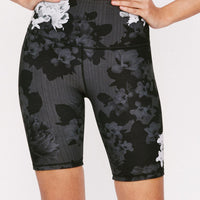Kurt Reversible Short Black Scarlet