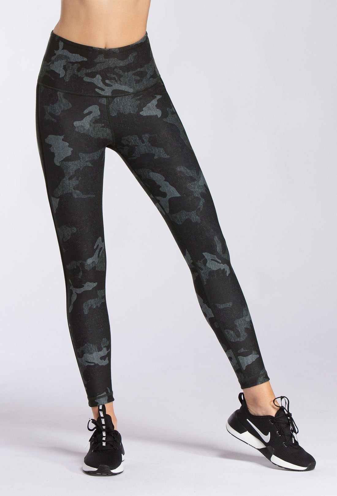BLACK HEATHER CAMO