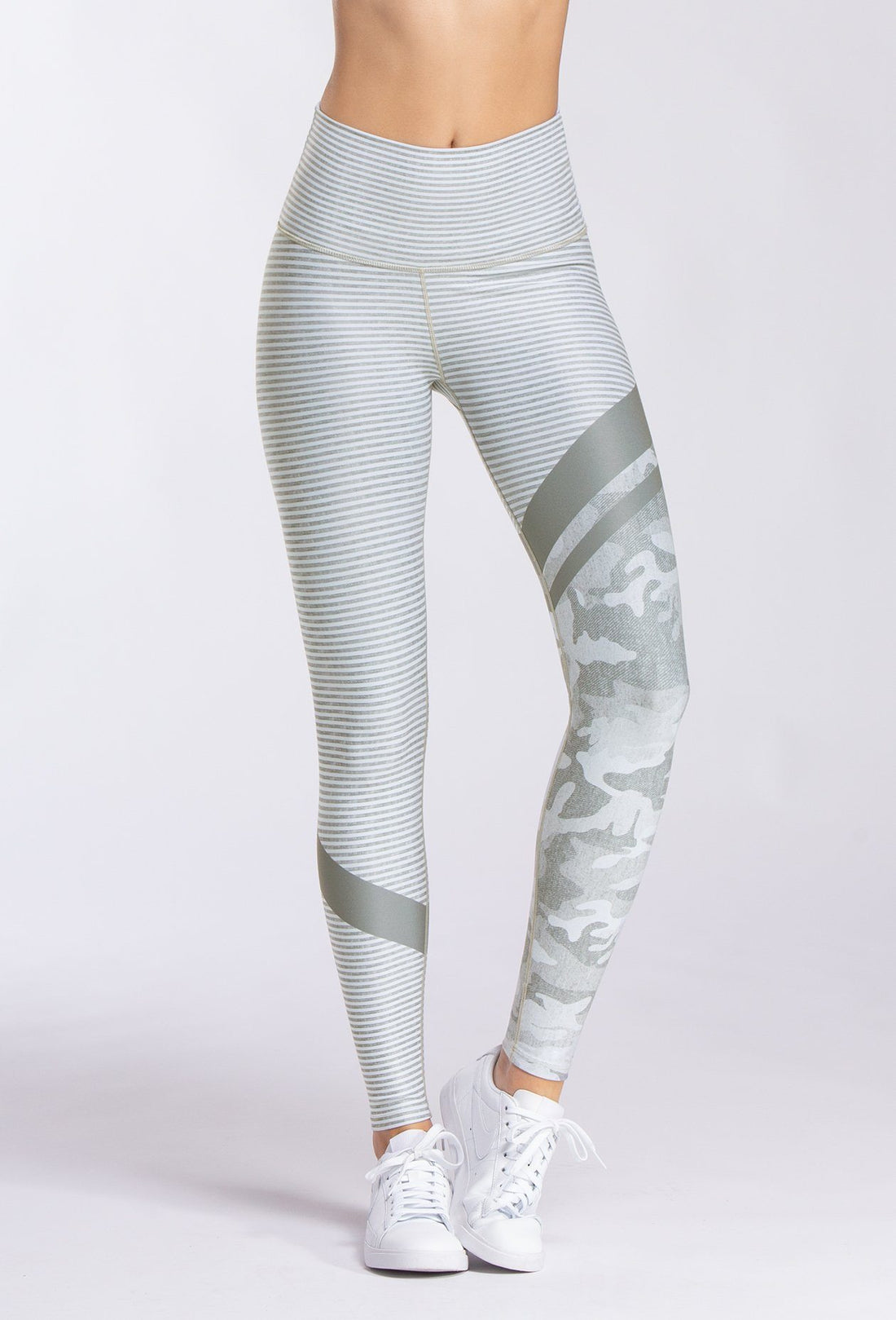 LIGHT GREY CAMO BWEAVE