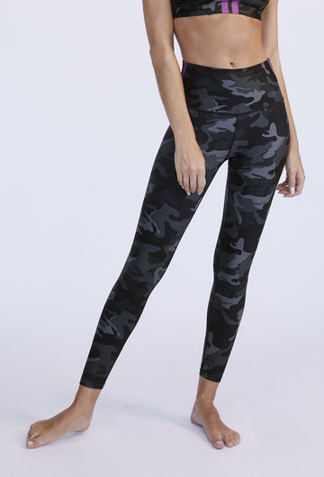 High Waisted Leggings Black Camo PANTS W.I.T.H.-Wear It To Heart BLACK CAMO XS 
